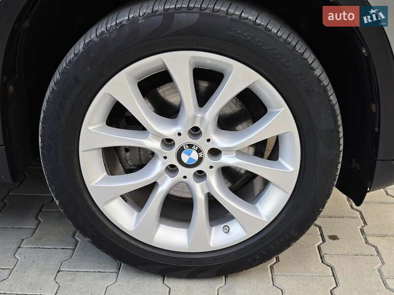 Внедорожник / Кроссовер BMW X5 2017 в Дубно