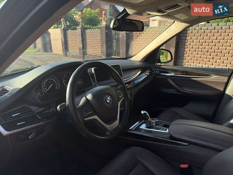 Внедорожник / Кроссовер BMW X5 2015 в Стрые