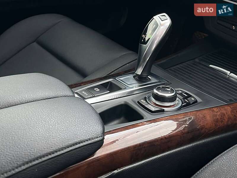 Внедорожник / Кроссовер BMW X5 2012 в Львове