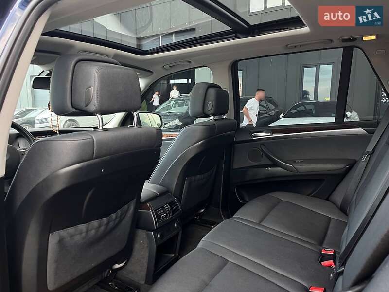 Внедорожник / Кроссовер BMW X5 2012 в Львове