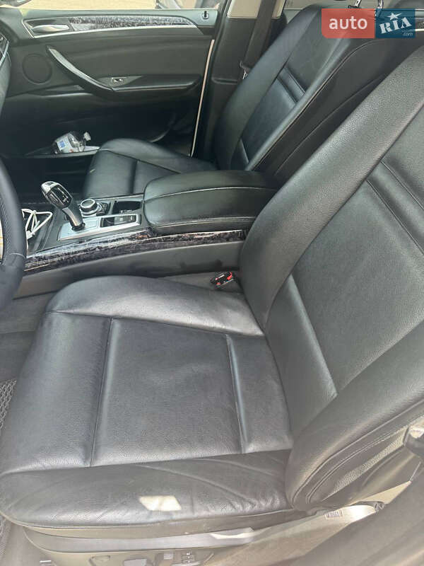 Внедорожник / Кроссовер BMW X5 2012 в Киеве