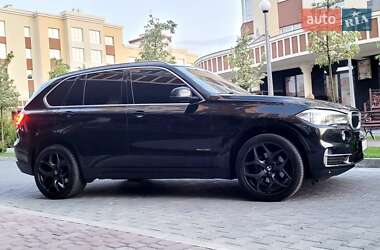 Позашляховик / Кросовер BMW X5 2017 в 