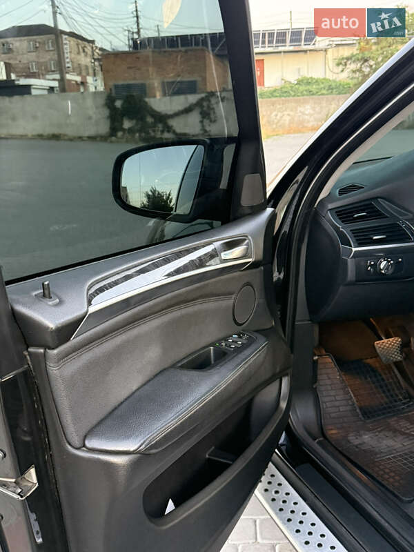 Внедорожник / Кроссовер BMW X5 2008 в Первомайске