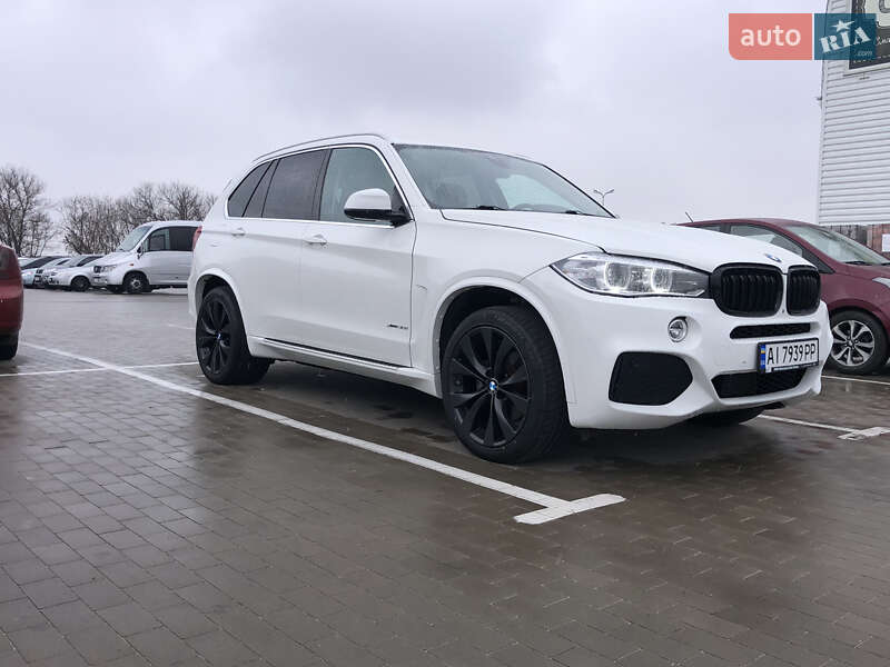 Позашляховик / Кросовер BMW X5 2015 в Києві