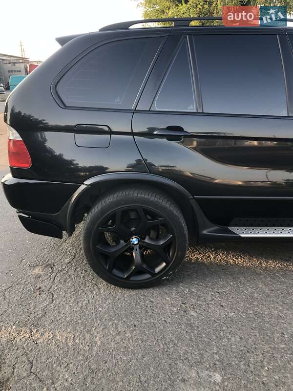 Внедорожник / Кроссовер BMW X5 2005 в Одессе