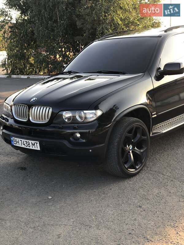 Внедорожник / Кроссовер BMW X5 2005 в Одессе
