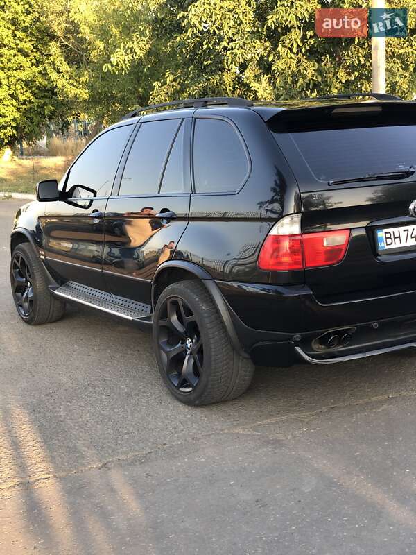 Внедорожник / Кроссовер BMW X5 2005 в Одессе