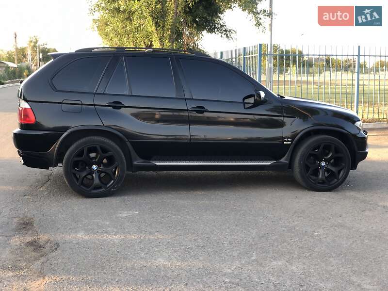 Внедорожник / Кроссовер BMW X5 2005 в Одессе