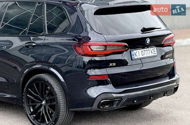 Внедорожник / Кроссовер BMW X5 2021 в 