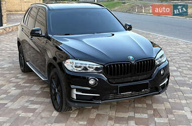 Позашляховик / Кросовер BMW X5 2016 в Києві