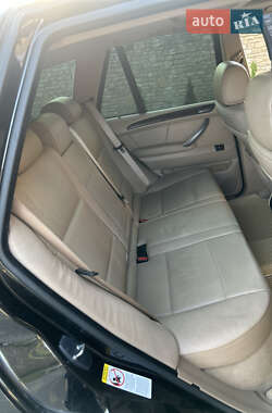 Внедорожник / Кроссовер BMW X5 2003 в Черновцах