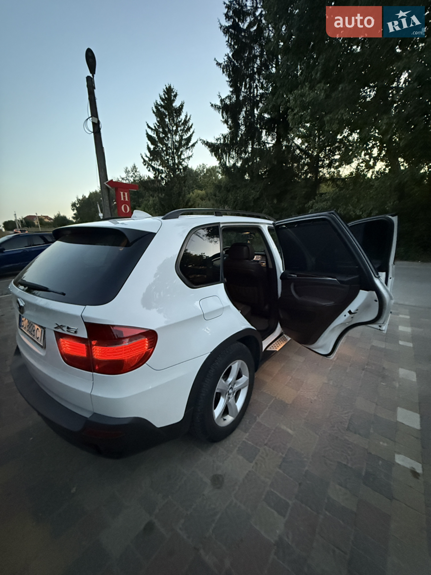 2010 BMW X5 - мініатюра 12