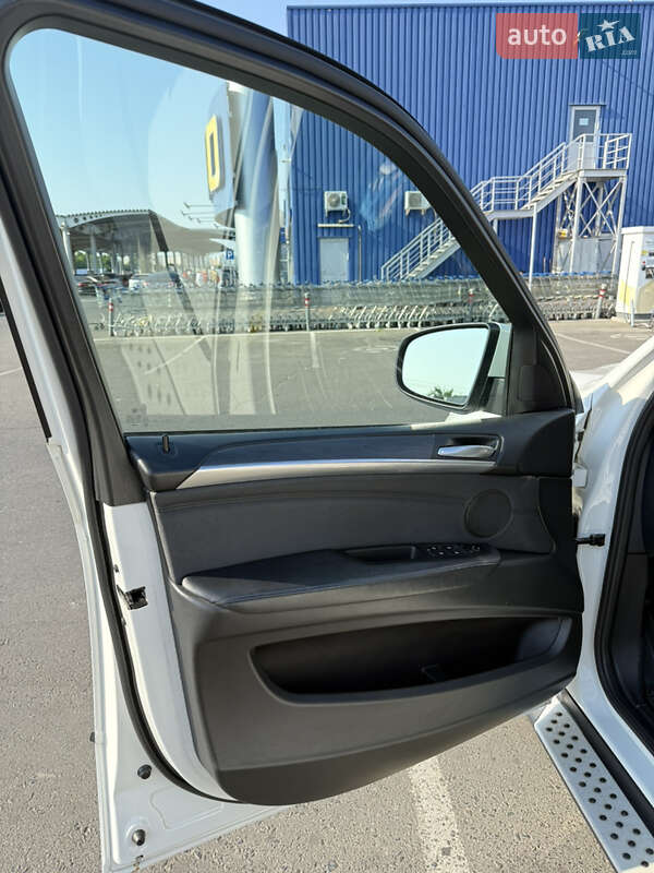 Внедорожник / Кроссовер BMW X5 2010 в Одессе фото 24 Внедорожник / Кроссовер BMW X5 2010 в Одессе