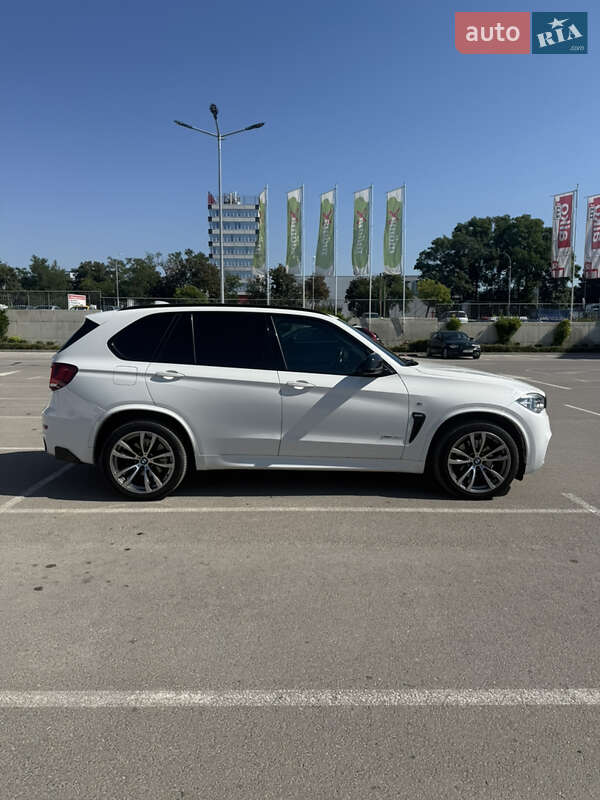 Позашляховик / Кросовер BMW X5 2016 в Миколаєві