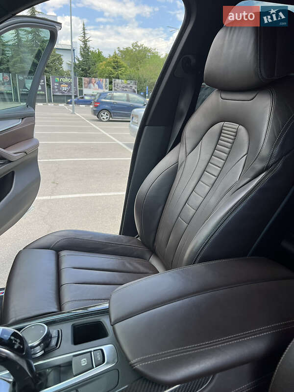 Позашляховик / Кросовер BMW X5 2016 в Миколаєві