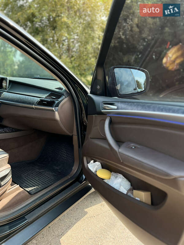 Внедорожник / Кроссовер BMW X5 2008 в Киеве