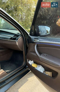 Позашляховик / Кросовер BMW X5 2008 в 