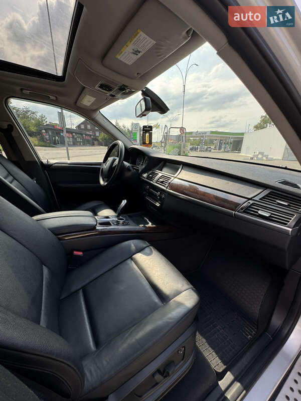 Внедорожник / Кроссовер BMW X5 2010 в Черновцах фото 12 Внедорожник / Кроссовер BMW X5 2010 в Черновцах