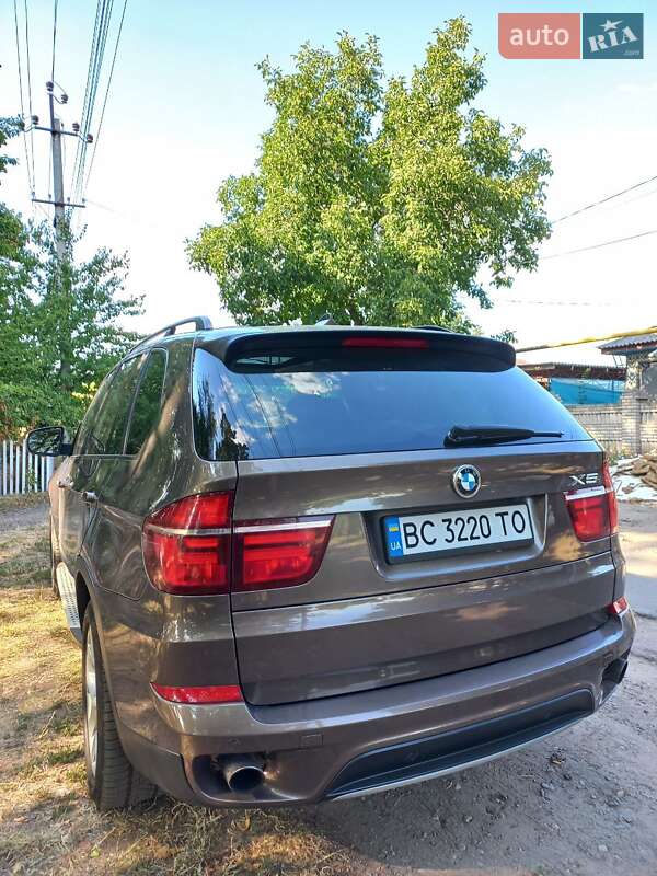 Внедорожник / Кроссовер BMW X5 2010 в Балте