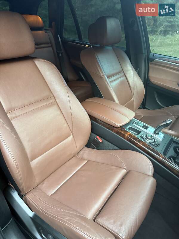 Внедорожник / Кроссовер BMW X5 2012 в Киеве