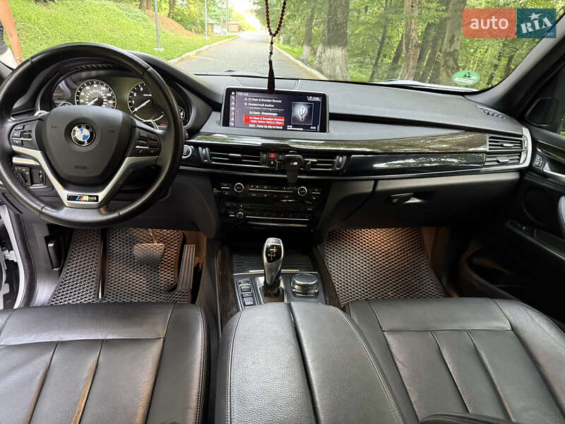 Позашляховик / Кросовер BMW X5 2018 в Чернівцях