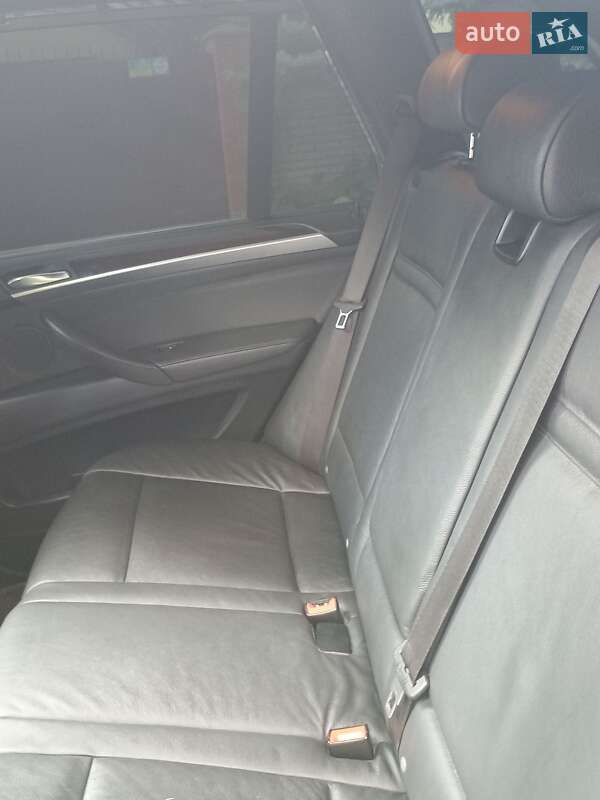 Внедорожник / Кроссовер BMW X5 2012 в Василькове