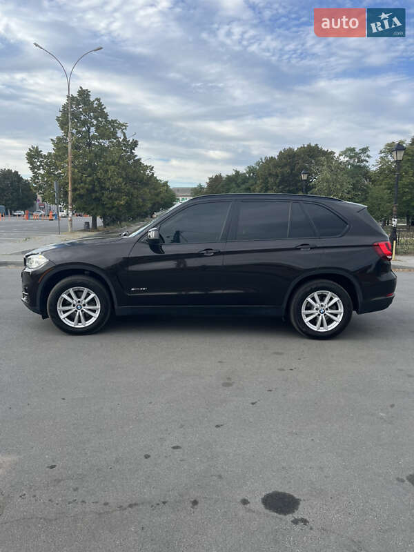 Внедорожник / Кроссовер BMW X5 2013 в Новомосковске