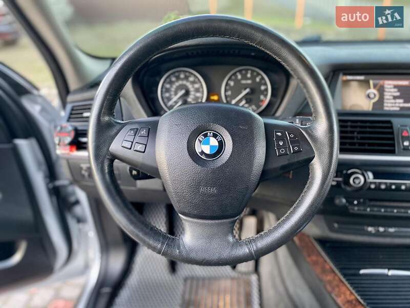 Внедорожник / Кроссовер BMW X5 2010 в Виннице