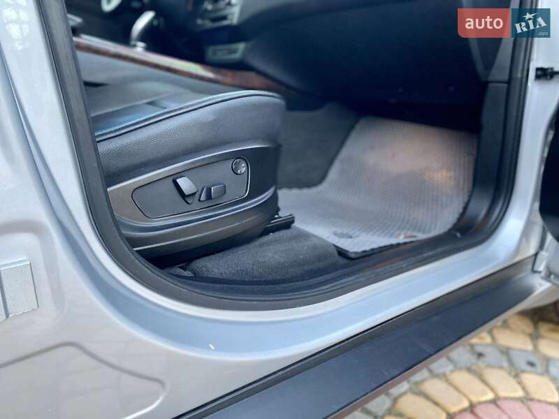Внедорожник / Кроссовер BMW X5 2010 в Виннице