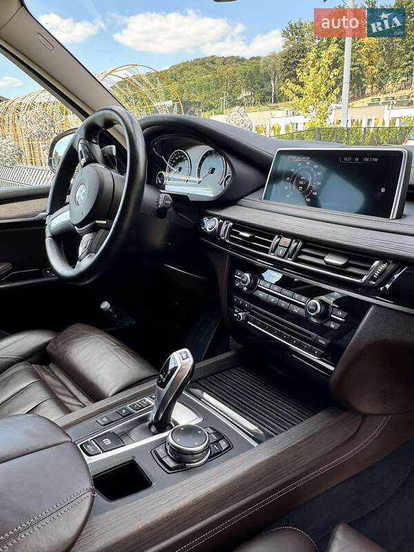 Внедорожник / Кроссовер BMW X5 2015 в Львове