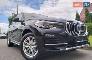 Позашляховик / Кросовер BMW X5 2021 в Рівному