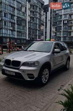 Позашляховик / Кросовер BMW X5 2013 в Києві