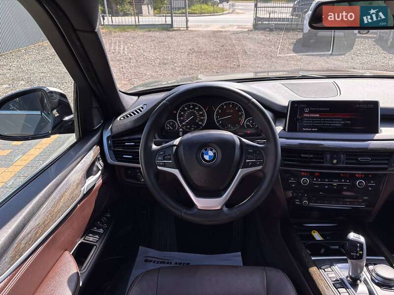 Внедорожник / Кроссовер BMW X5 2017 в Львове