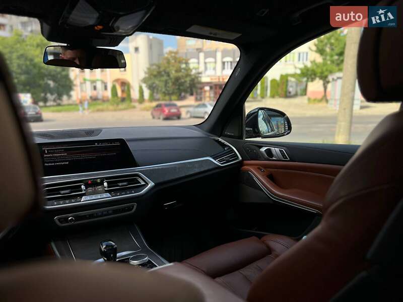 Внедорожник / Кроссовер BMW X5 2021 в Львове