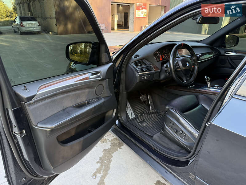 Внедорожник / Кроссовер BMW X5 2008 в Славуте