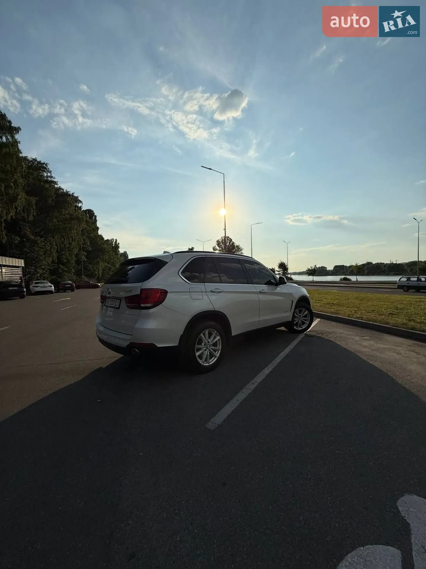 2016 BMW X5 - мініатюра 3