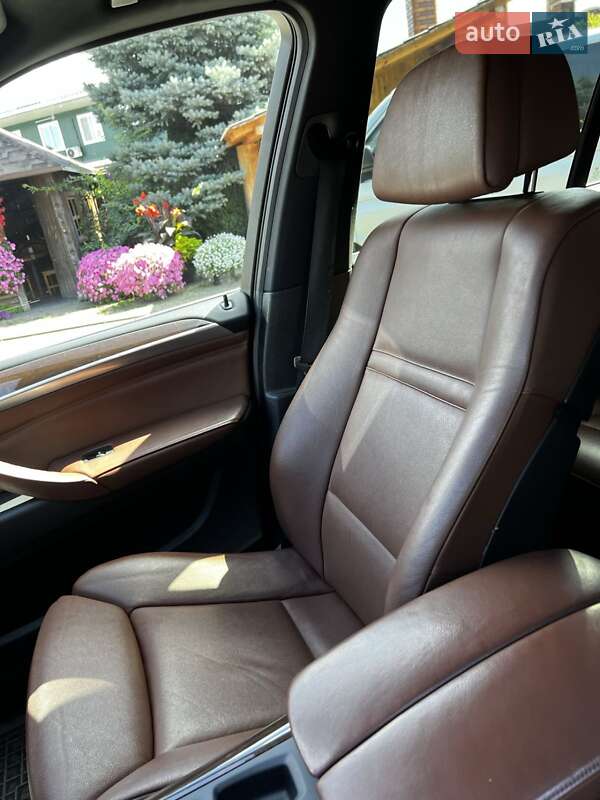 Внедорожник / Кроссовер BMW X5 2012 в Прилуках