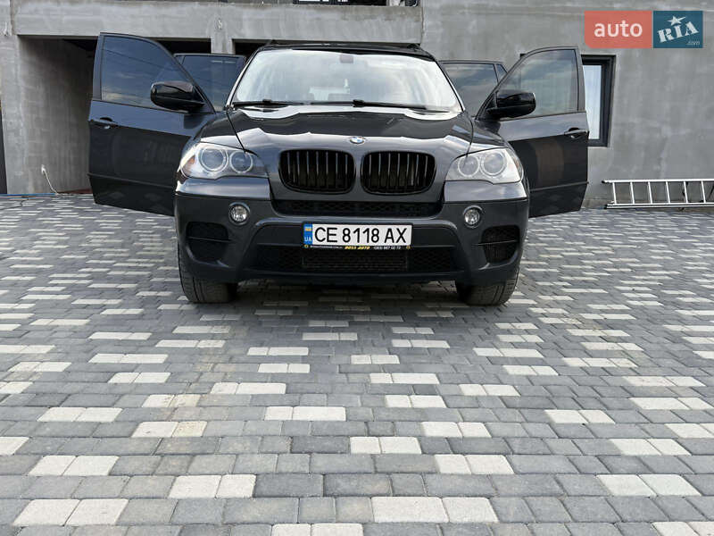 Позашляховик / Кросовер BMW X5 2012 в Чернівцях