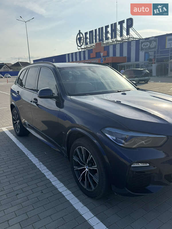 Позашляховик / Кросовер BMW X5 2019 в Івано-Франківську