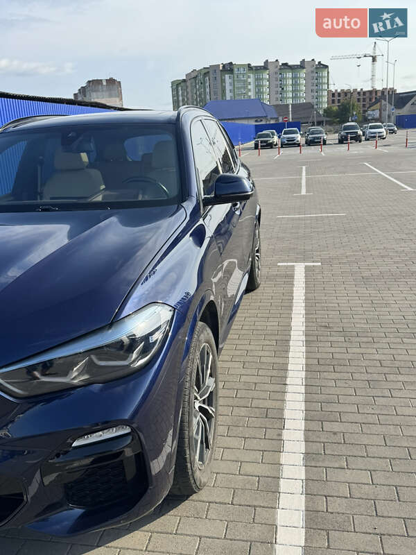 Позашляховик / Кросовер BMW X5 2019 в Івано-Франківську