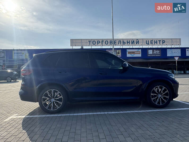 Позашляховик / Кросовер BMW X5 2019 в Івано-Франківську