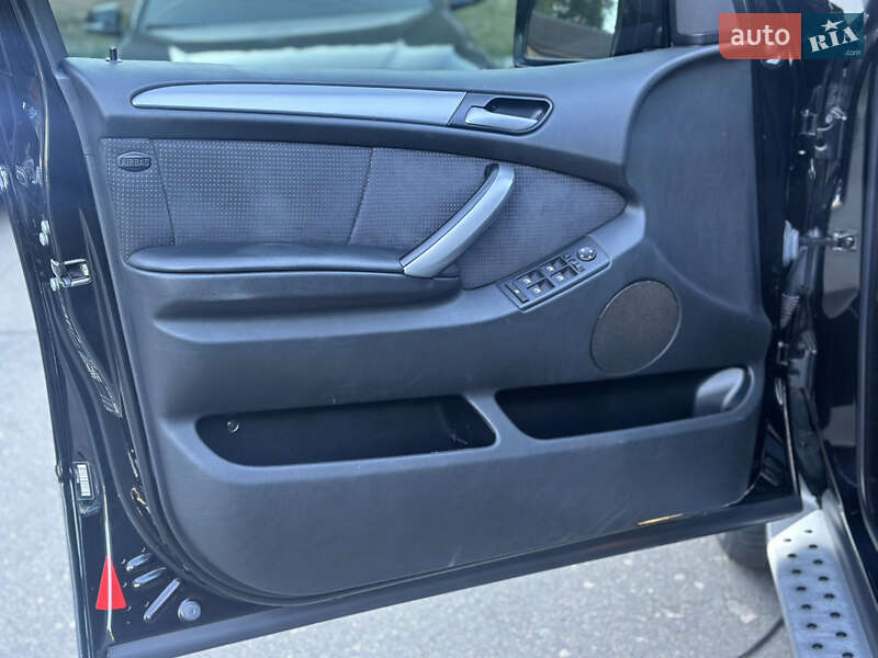 Позашляховик / Кросовер BMW X5 2005 в Києві