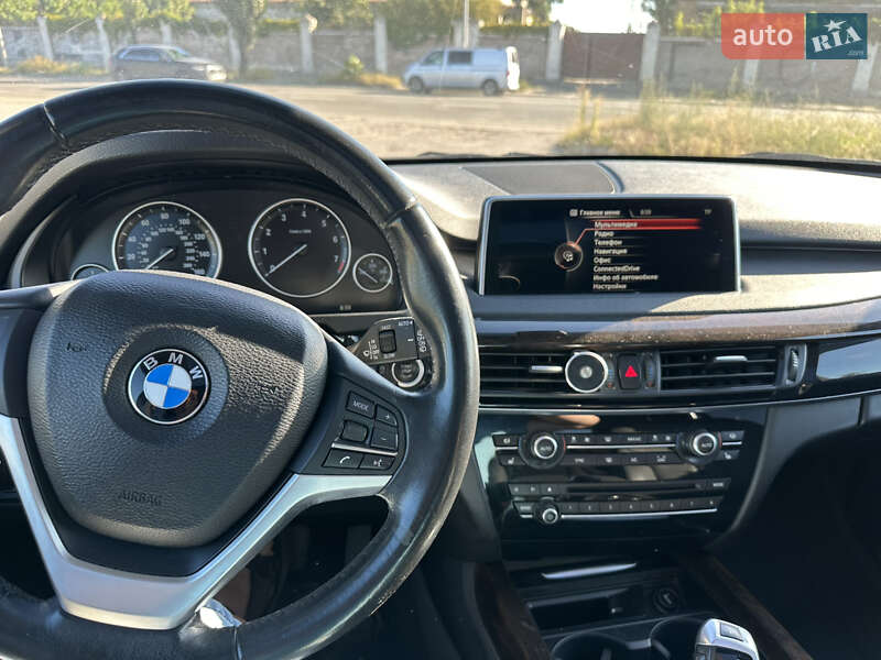 Позашляховик / Кросовер BMW X5 2016 в Києві