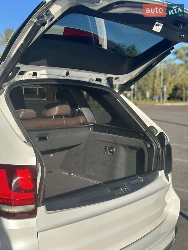 Внедорожник / Кроссовер BMW X5 2017 в Киеве