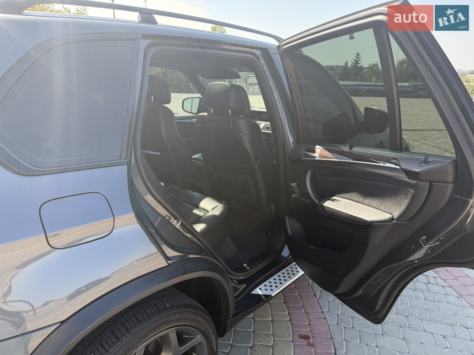 2011 BMW X5 - мініатюра 20