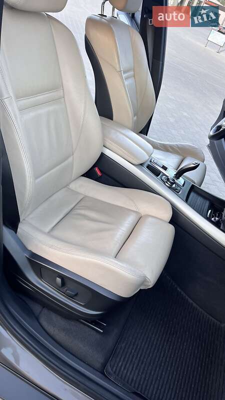 Внедорожник / Кроссовер BMW X5 2010 в Звягеле фото 29 Внедорожник / Кроссовер BMW X5 2010 в Звягеле