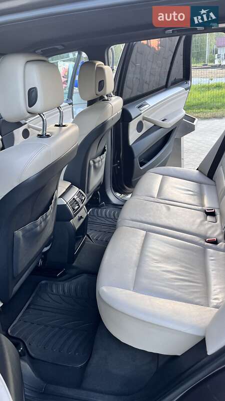Внедорожник / Кроссовер BMW X5 2010 в Звягеле фото 37 Внедорожник / Кроссовер BMW X5 2010 в Звягеле