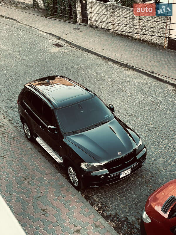 BMW X5 2011