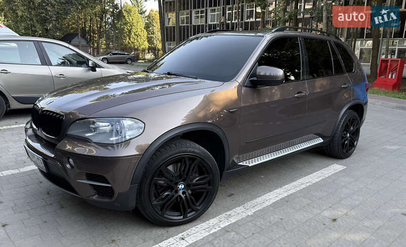 Внедорожник / Кроссовер BMW X5 2012 в Львове