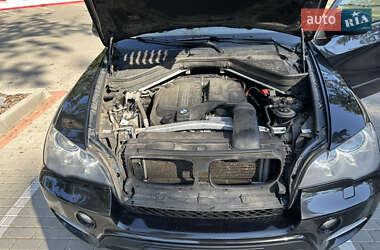 Внедорожник / Кроссовер BMW X5 2012 в 